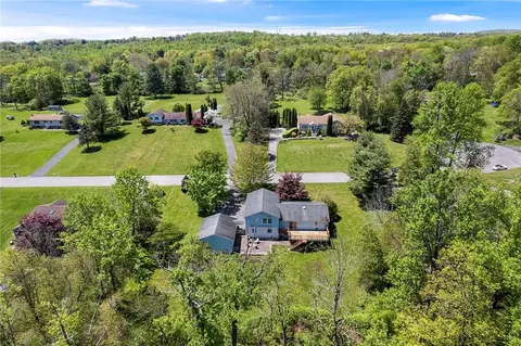 42 Papania Dr, Mahopac, NY 10541