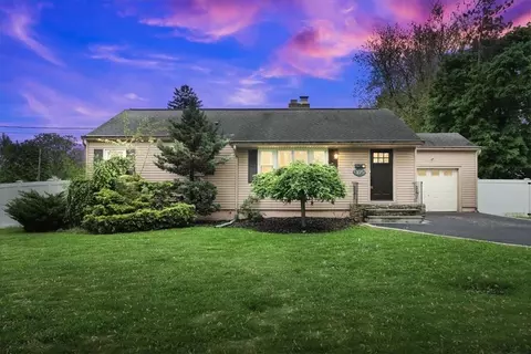 105 Alfred St, Cornwall, NY 12518