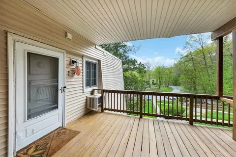 514 Fox Run Ln, Carmel Hamlet, NY 10512