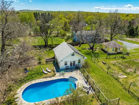 337 Route 32 S, New Paltz, NY 12561