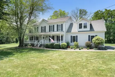 121 Palmer Cir, Beekman, NY 12570