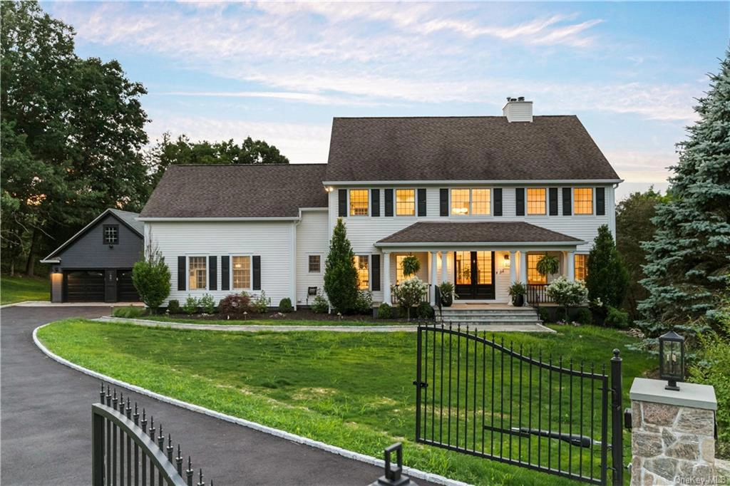 34 Pebblebrook Way  
