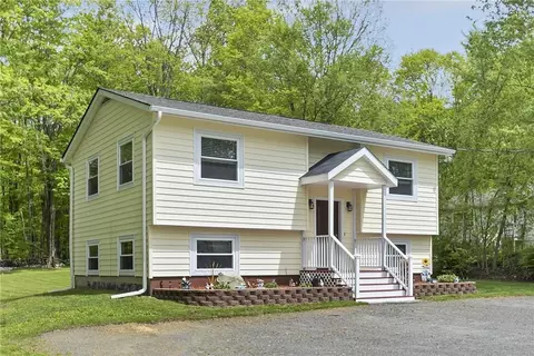 1201 Burlingham Rd, Shawangunk, NY 12566