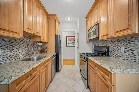 10 Nosband Ave #3H, White Plains, NY 10605