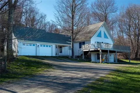 625 Smithfield Rd, Millerton, NY 12546