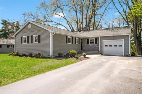2669 Windmill Dr, Yorktown, NY 10598