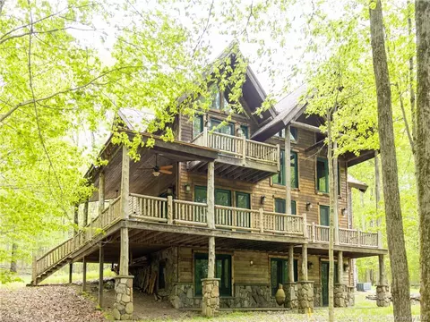 84 Homestead Trl, White Lake, NY 12786