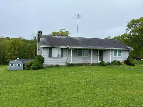 1007 County Route 12, Wawayanda, NY 10958