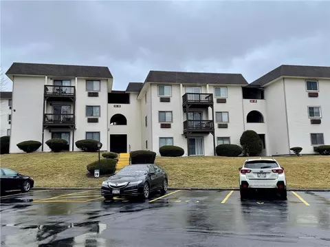 19 Vandidoort Dr #2B, Fishkill, NY 12524