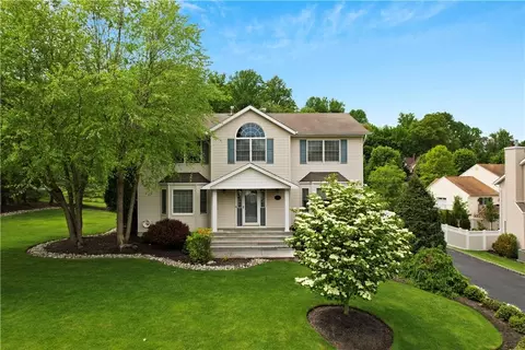 14 Oakley Blvd, Haverstraw, NY 10923