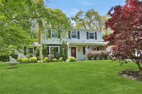 14 Gilbert Pl, White Plains, NY 10604
