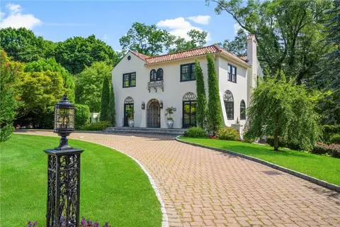 65 Fenimore Rd, New Rochelle, NY 10804