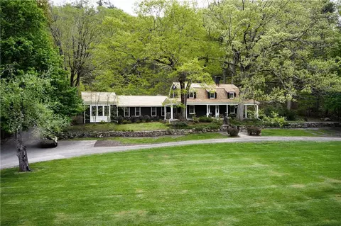 107 E Lake Rd, Tuxedo, NY 10987