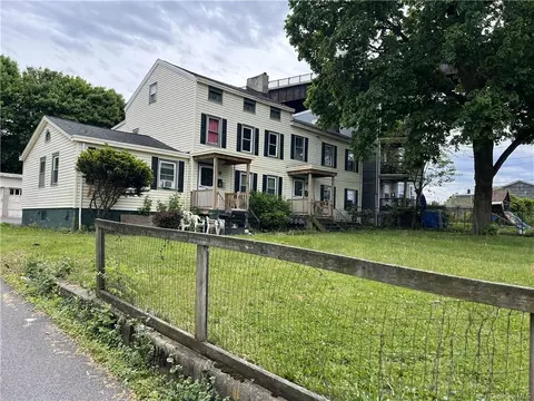 31 Delafield St, Poughkeepsie, NY 12601 photo 1
