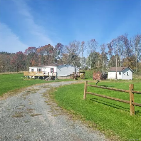 286 Shortcut Rd, Cochecton, NY 12726
