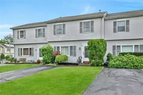 60 Zarriello Ln, West Haverstraw, NY 10993