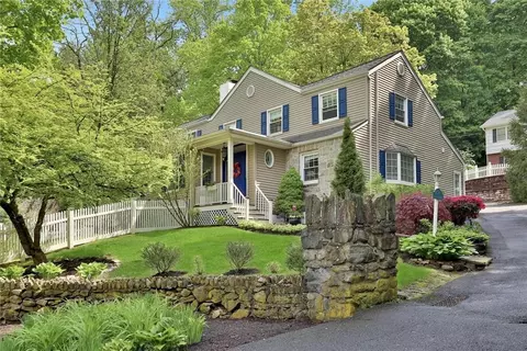 54 Bedford Rd, Mount Pleasant, NY 10570