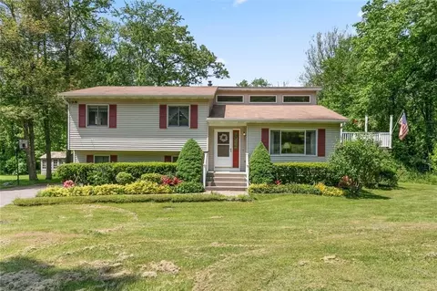 204 Hosner Mountain Rd, East Fishkill, NY 12533