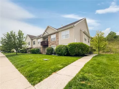 1076 Maggie Rd #12-12, Newburgh, NY 12550