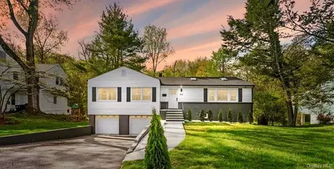 21 Maplewood Rd, Greenburgh, NY 10530