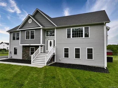 644 Bullville Rd, Crawford, NY 12549