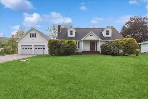 38 Wheaton Ave, Fishkill, NY 12524