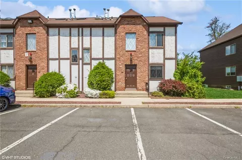 135 W Nyack Rd #71, Clarkstown, NY 10954