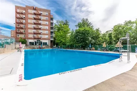 7 Balint Dr #228, Yonkers, NY 10710