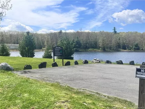 Big Rock Drive, Mamakating, NY 12790