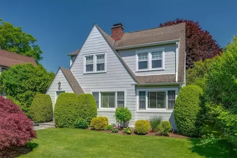 367 Old Mamaroneck Rd, White Plains, NY 10605