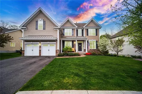 58 Marcy Ln, East Fishkill, NY 12533