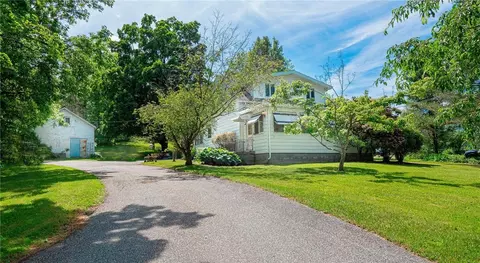 17 Ruszkiewicz Ln, Pine Island, NY 10969
