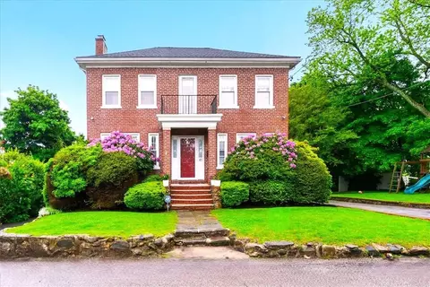 37 Chelsea Pl, Yonkers, NY 10710