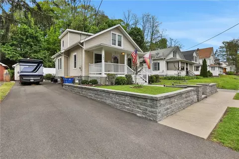185 E Chester St, Kingston, NY 12401