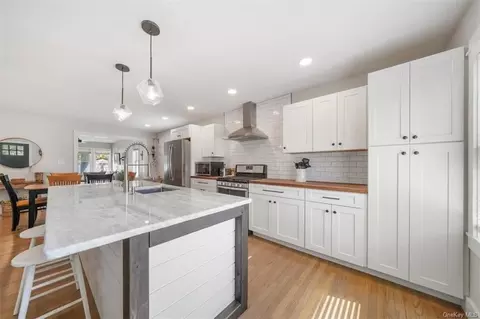 20 Rockwell Ave, Middletown, NY 10940