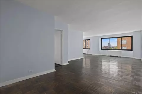 10 End Ave #7J, New York, NY 10075