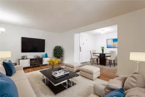 82-40 Austin St #2J, New York, NY 11415