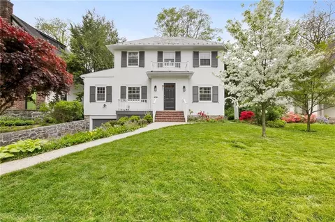 91 W Garden Rd, Larchmont, NY 10538