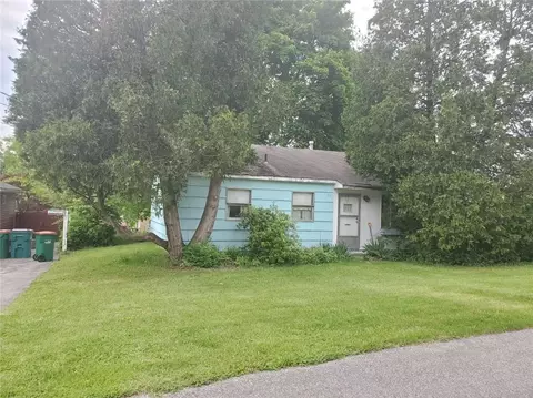 37 Styvestandt Dr, Poughkeepsie, NY 12601