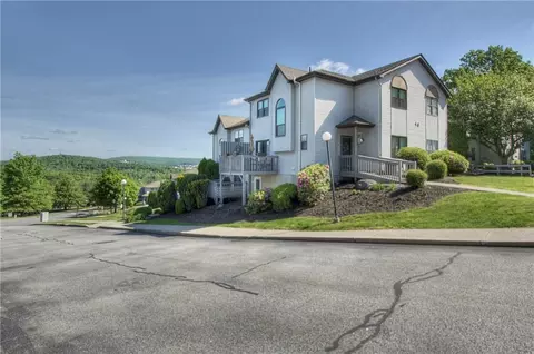 36 Concetta Ct, Monroe, NY 10950