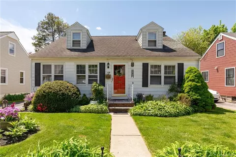 48 Fountain Pl, Poughkeepsie, NY 12603
