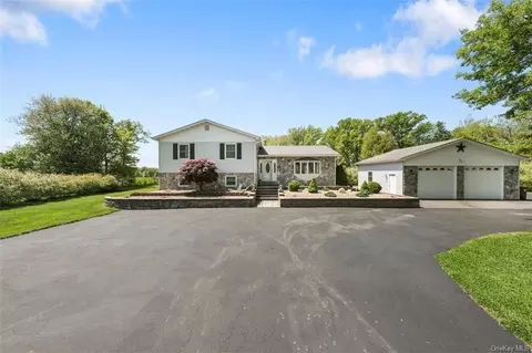 197 Hill Ave, Montgomery, NY 12549