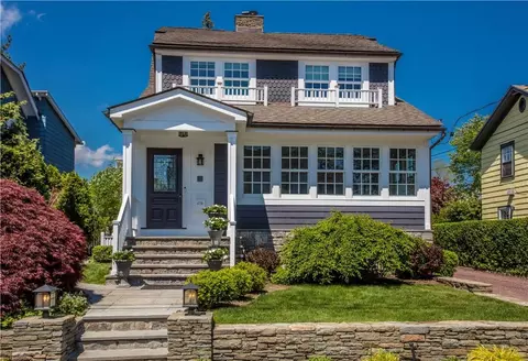 40 Oakwood Ave, Rye, NY 10580