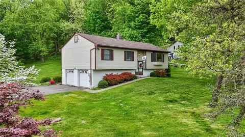 574 Shenandoah Rd, East Fishkill, NY 12533