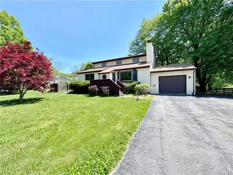 23 Grissom Pl, Clinton, NY 12578