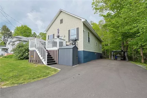 188 Mountaindale Main St, Mountain Dale, NY 12763
