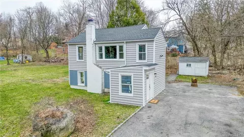 26 Geneva Dr, Kent, NY 10512