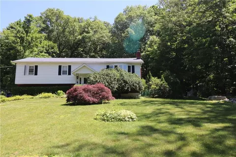 210 Sagamore Dr, Kent, NY 10512