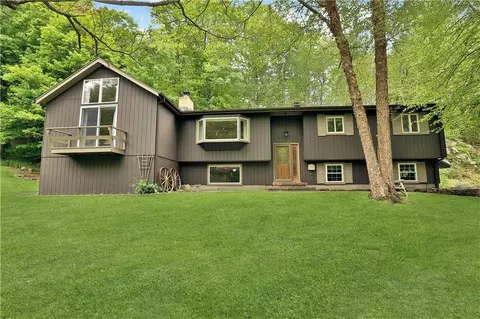 364 Nash Rd, North Salem, NY 10560