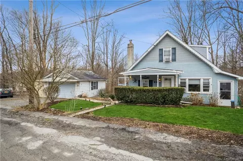 25 E Croton Dr, Kent, NY 10521